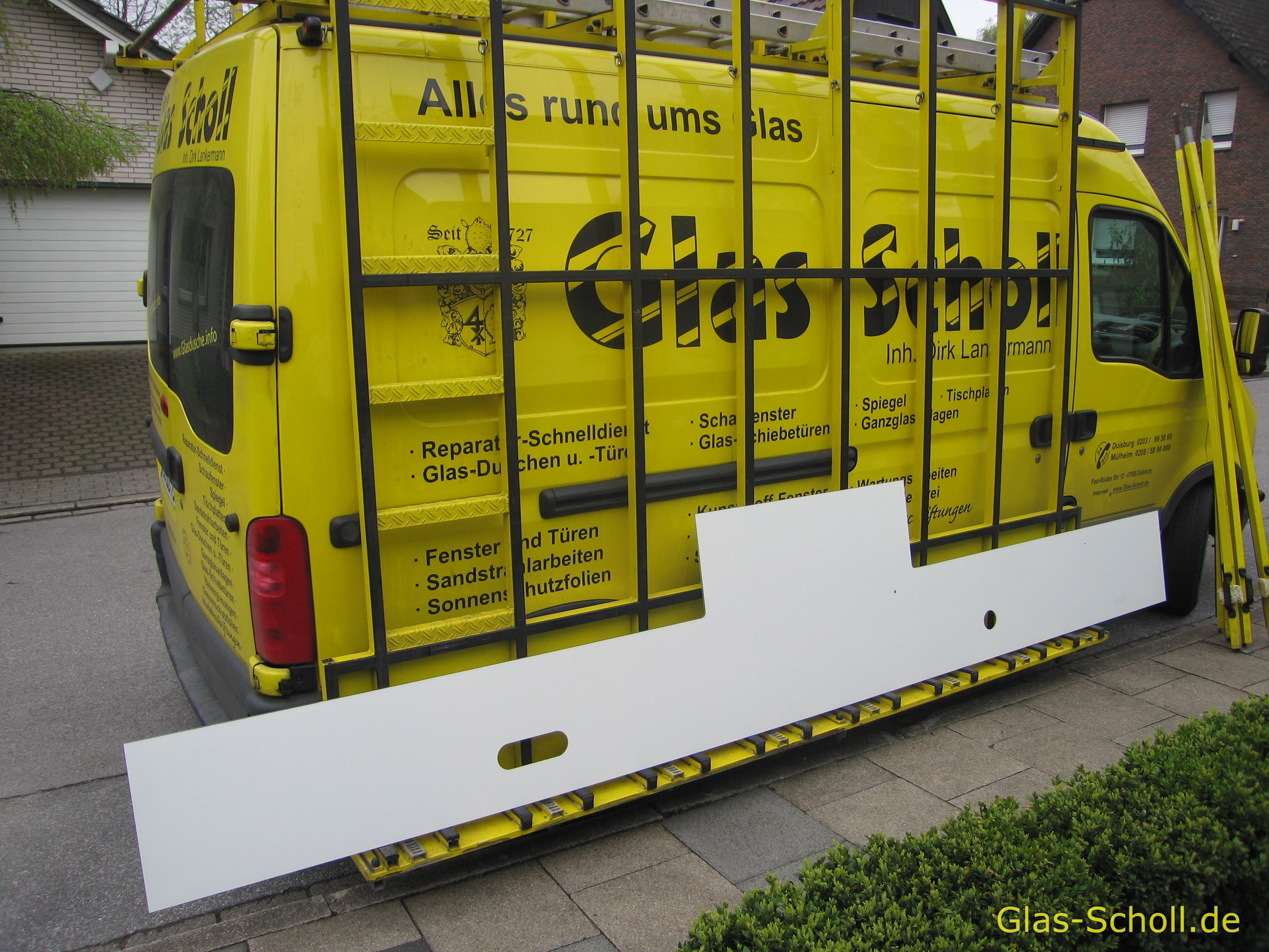 Küchenspritzschutz aus Glas über 4m von www.glas-scholl.de