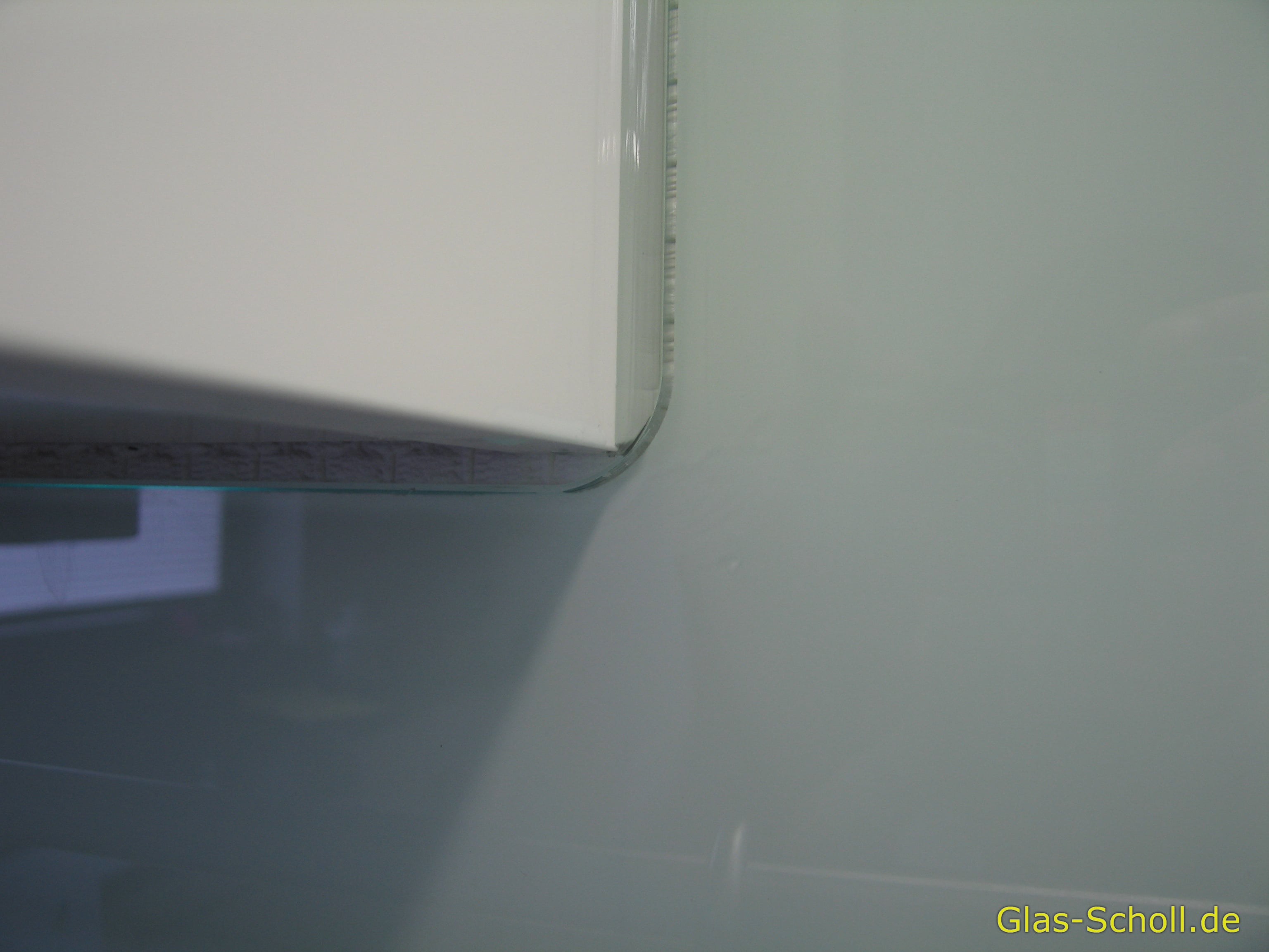 Küchenspritzschutz aus Glas über 4m von www.glas-scholl.de