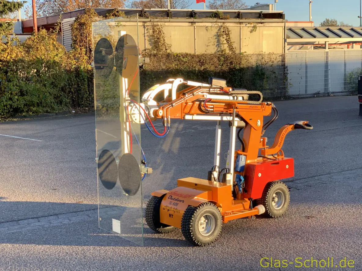 Glasreparatur mit Kraneinsatz Smartlifter SL608 HL RT von Glas Scholl