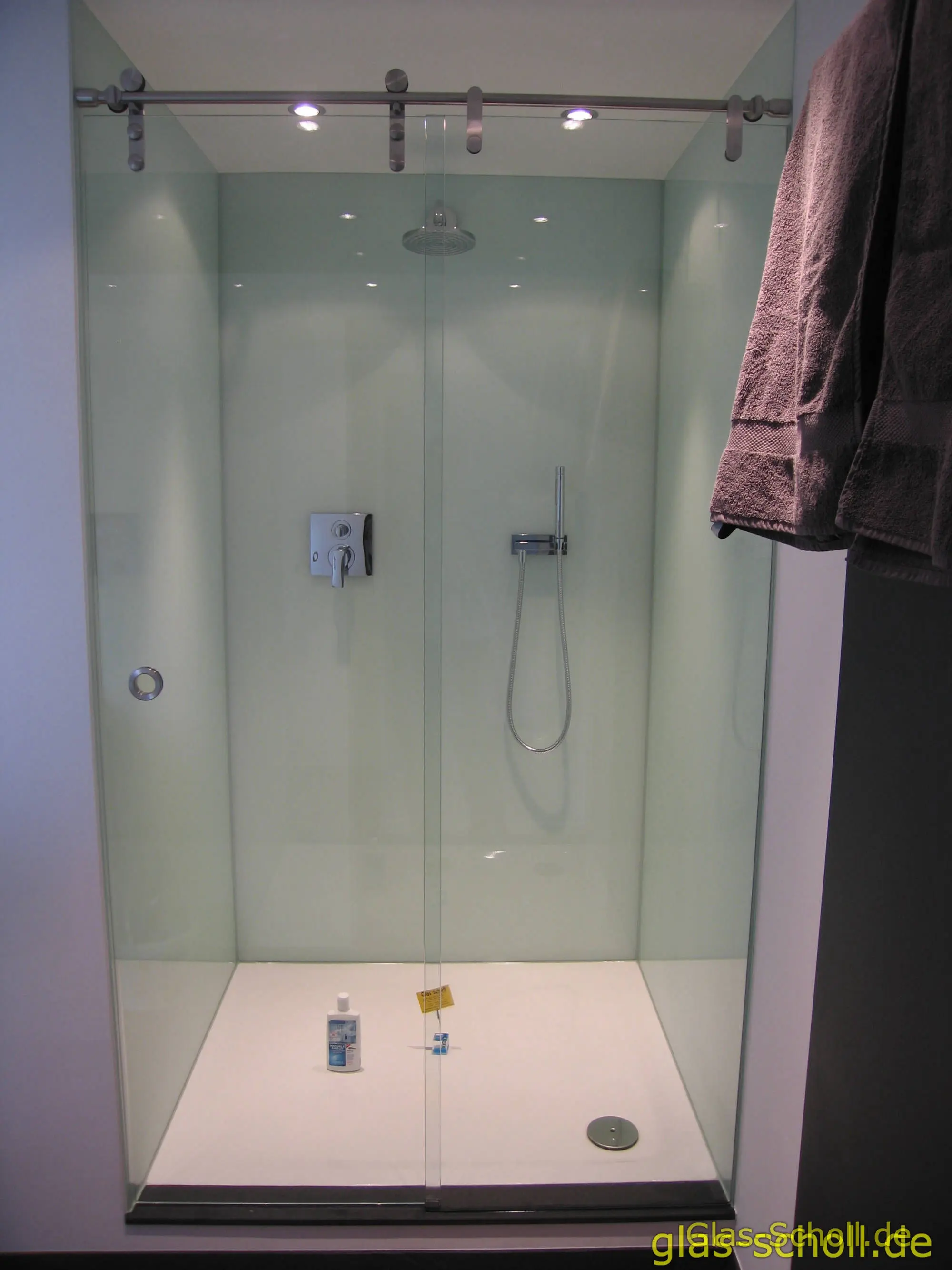 (H18) rahmenlose Ganzglas- Schiebetür-Dusche mit Wandverglasung