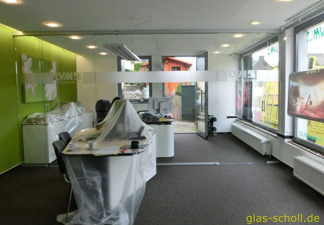 Glasräume, Trennwände, Glasschiebetüren, Büros aus Glas von Glas Scholl